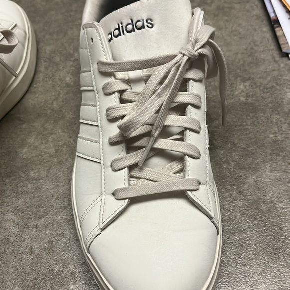 Adidas women’s size 10 all leather white sneakers - Picture 2 of 6